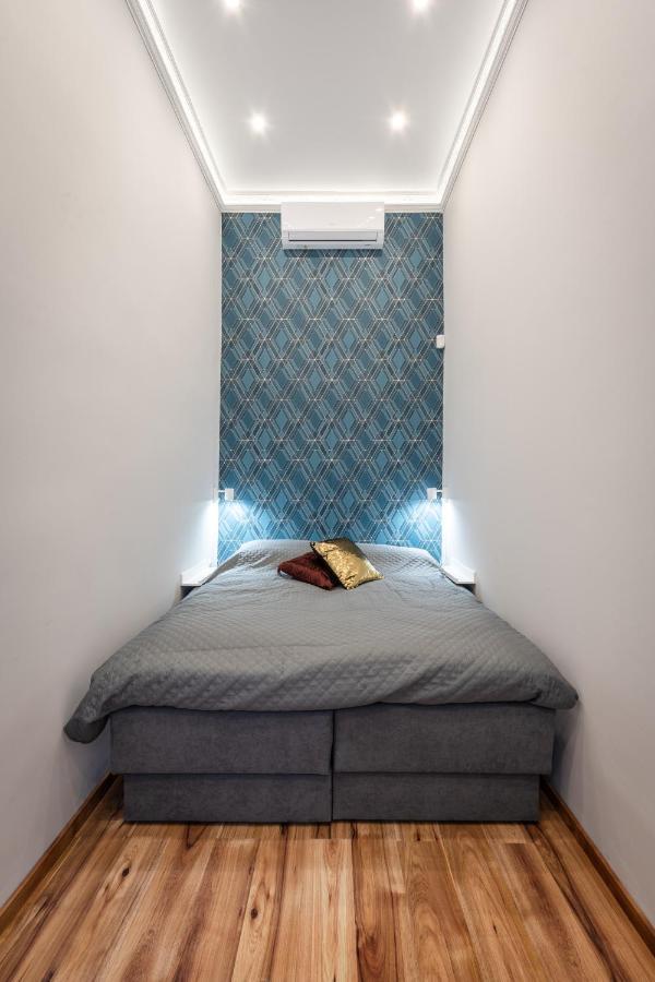 Premium Art Deco Apartment At Broadway // 4Bdr & 3Br Budapeste Exterior foto